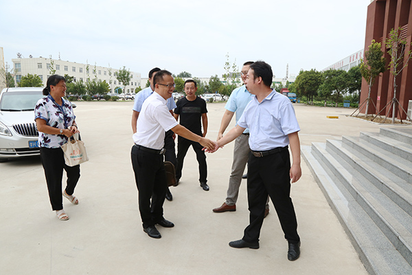 Warmly Welcome Jining City Planning Bureau Leaders To Visit The China Coal Group